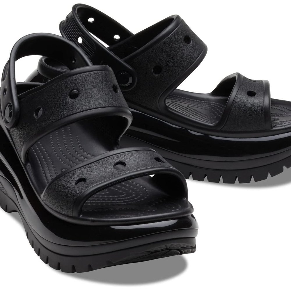NEW. CROCS MEGA CRUSH SANDALS